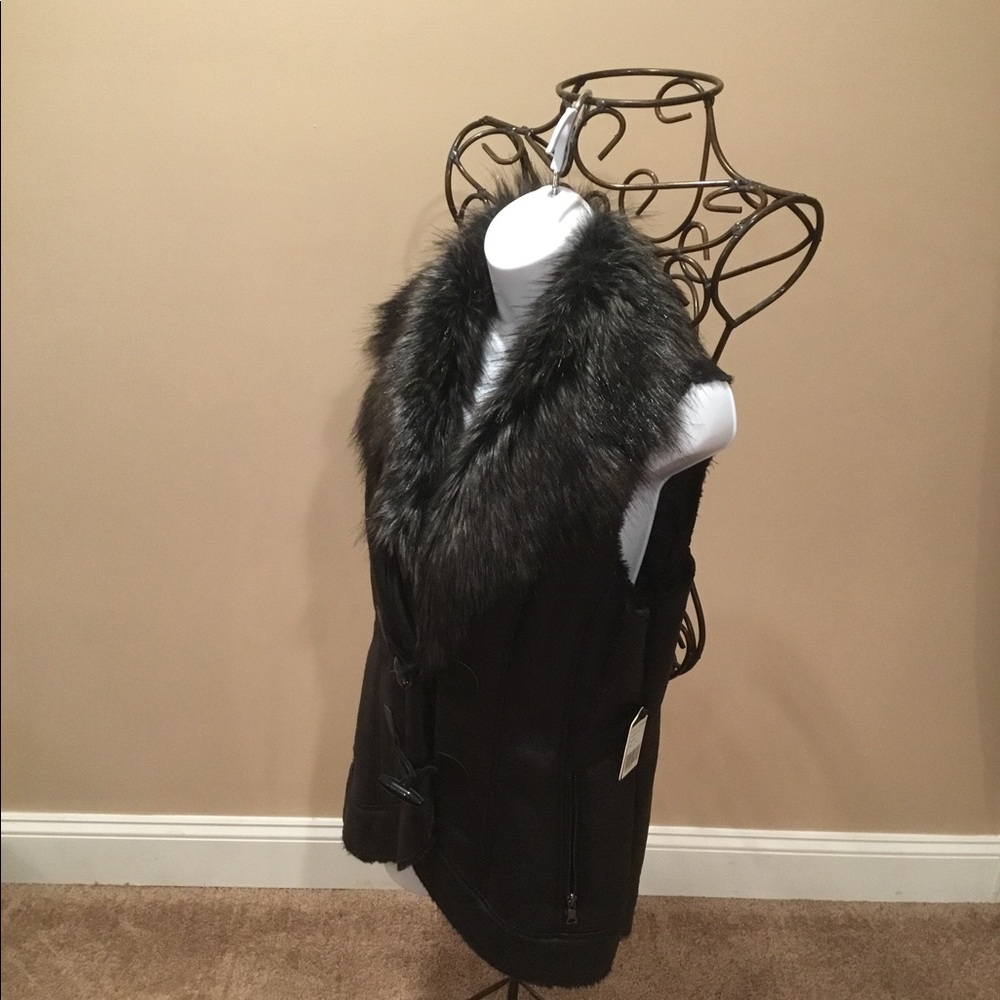 GUESS VEST - Picture 12 of 13
